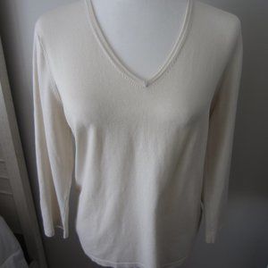 Off White,  Knit V-neck Shell Top, Large